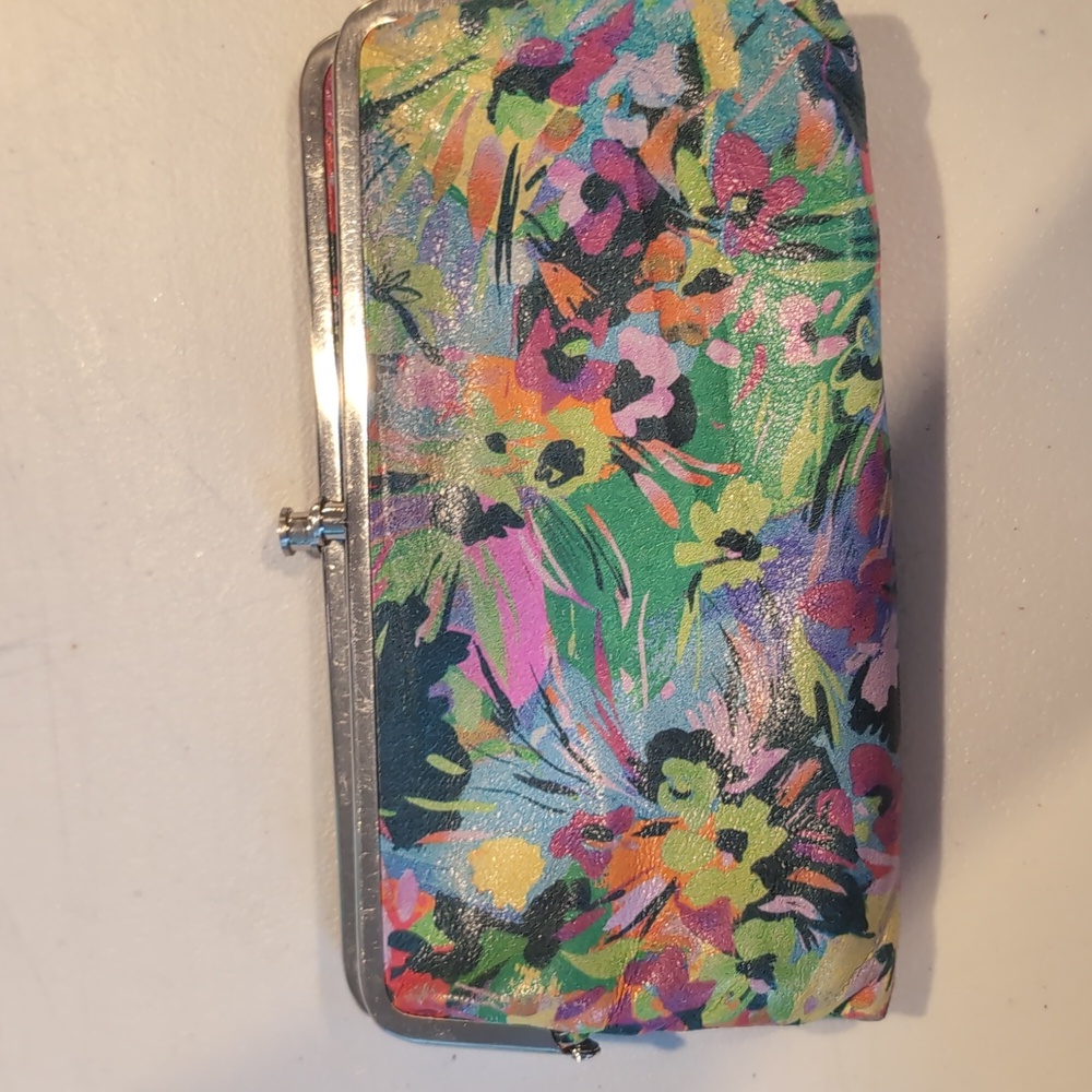 HOBO international Lauren leather wallet kisslock clutch